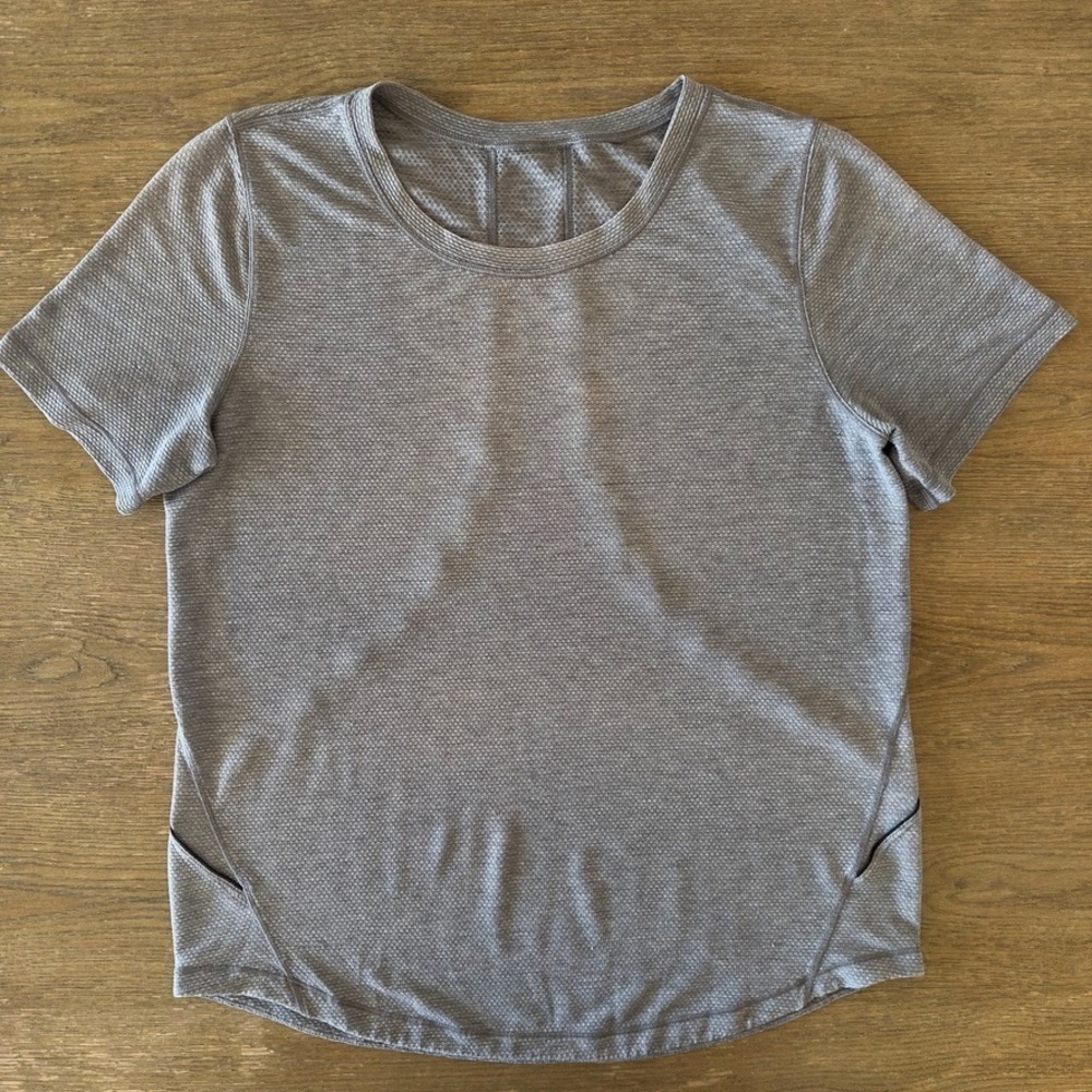 Lululemon Lightweight Long Distance Running Tee-Short Sleeve Grey-Breathable-Sz6